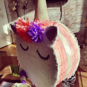 Pinata unicorn