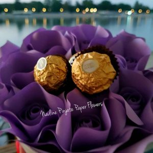 Nadine Pinjate Paper Flowers