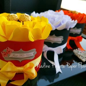 Nadine Pinjate Paper Flowers