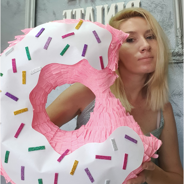 Pinjata donuts